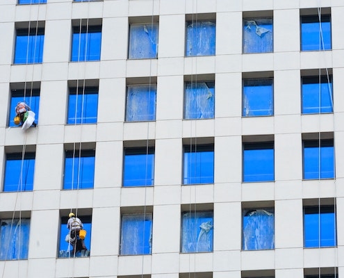 alpinisti za pranje prozora